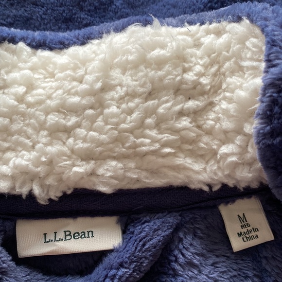 LL Bean Wicked Plush Robe - Picture 3 of 16